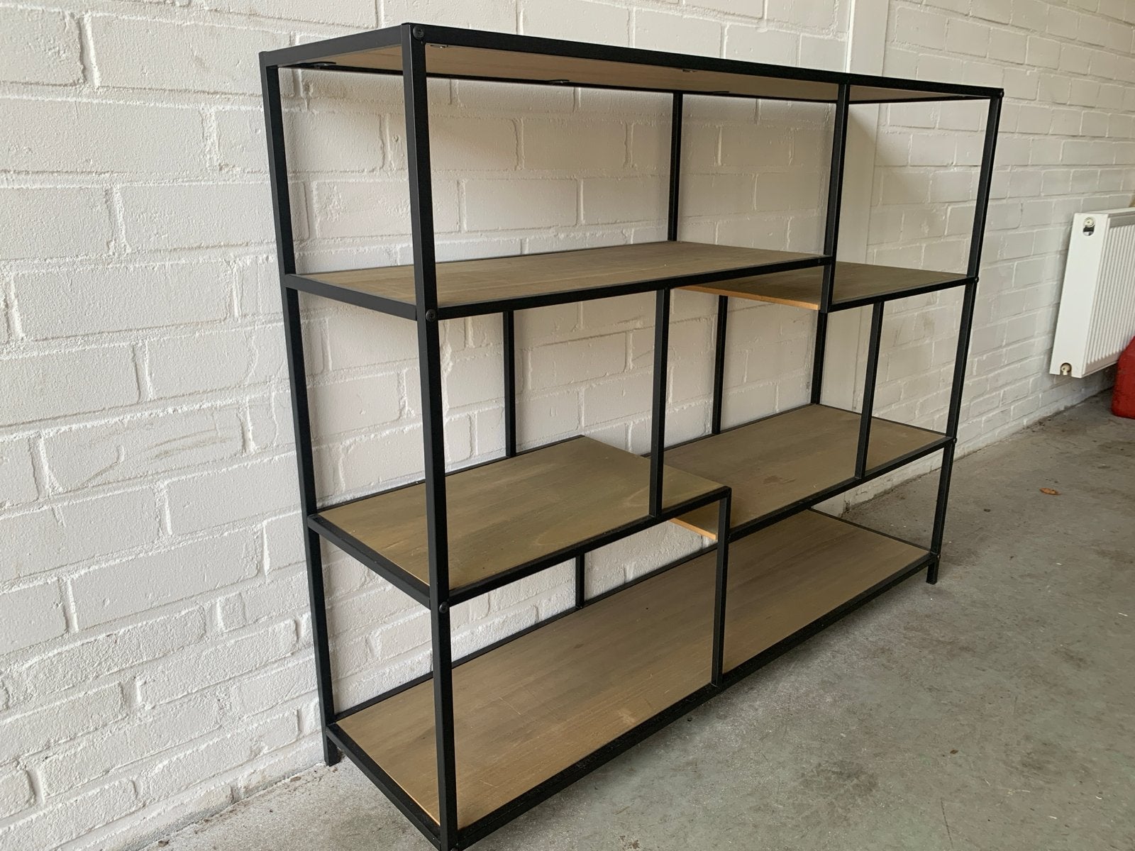 Modern Boekenkast/Open Kast met Industriële Look, Ophalen, Met plank(en), 100 tot 150 cm, Zo goed als nieuw