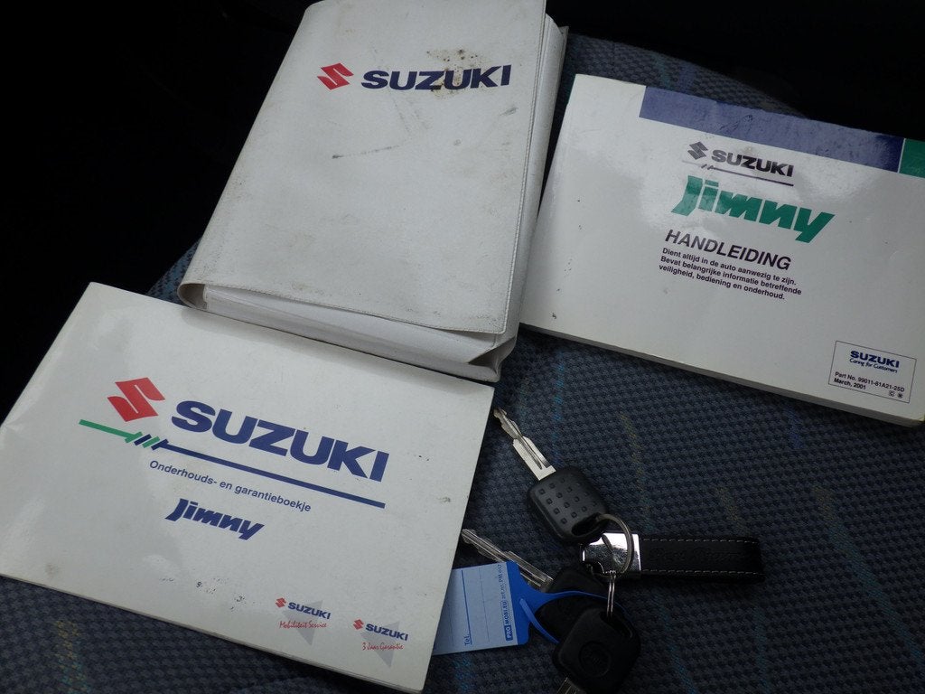 Suzuki Jimny 1.3 JLX Automaat, NW APK NL/NAP! (bj 2001), Auto's, Suzuki, Automaat, 1025 kg, Stof, Zwart