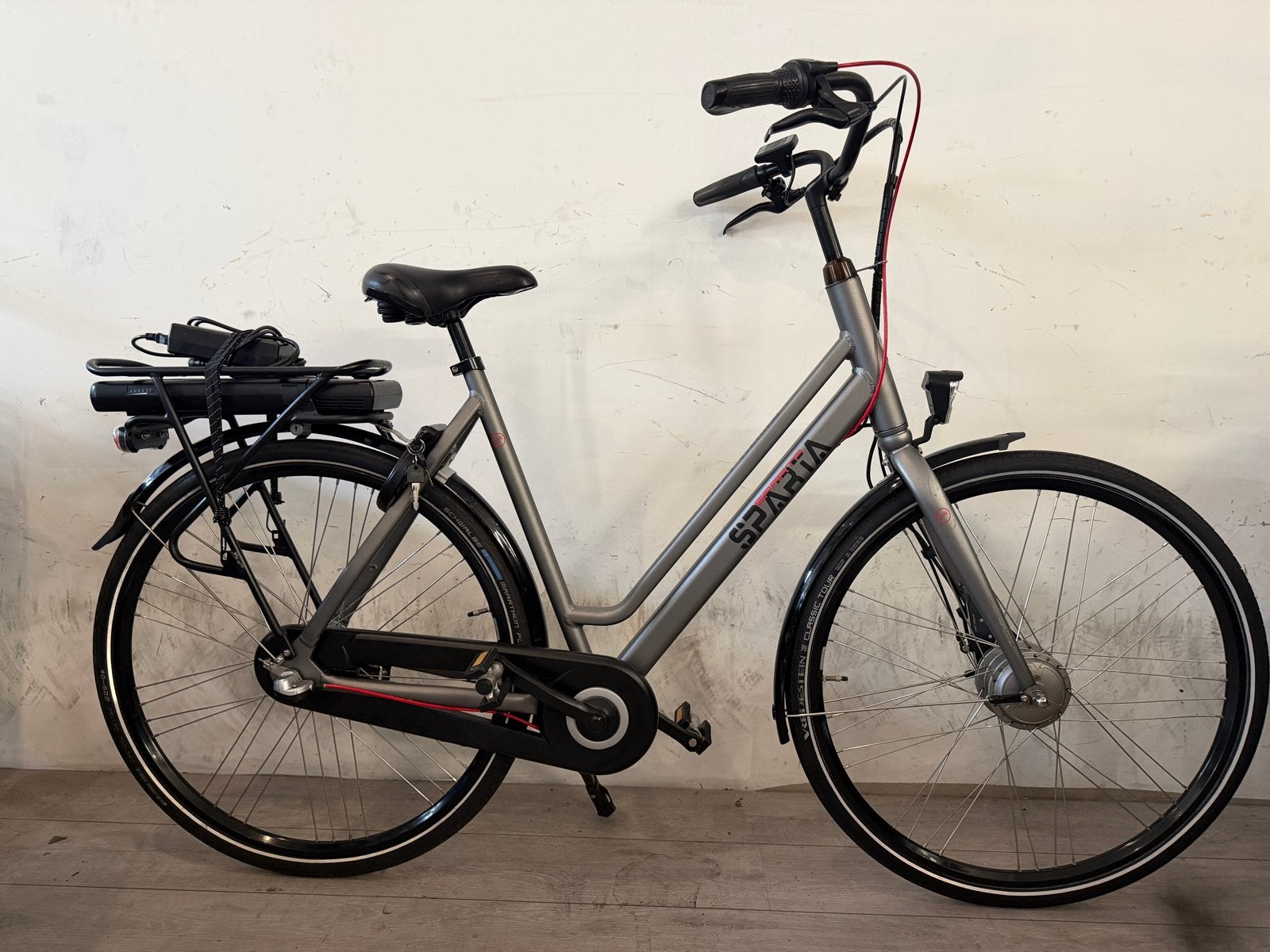 Nette Diverse elektrische fietsen - 28 inch, Fietsen en Brommers, Elektrische fietsen, Ophalen of Verzenden, Zo goed als nieuw