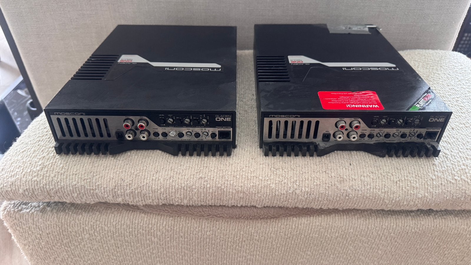 2x Mosconi gladen 120.4 - 4 kanaals eindversterker oa bmw, Auto diversen, Ophalen of Verzenden