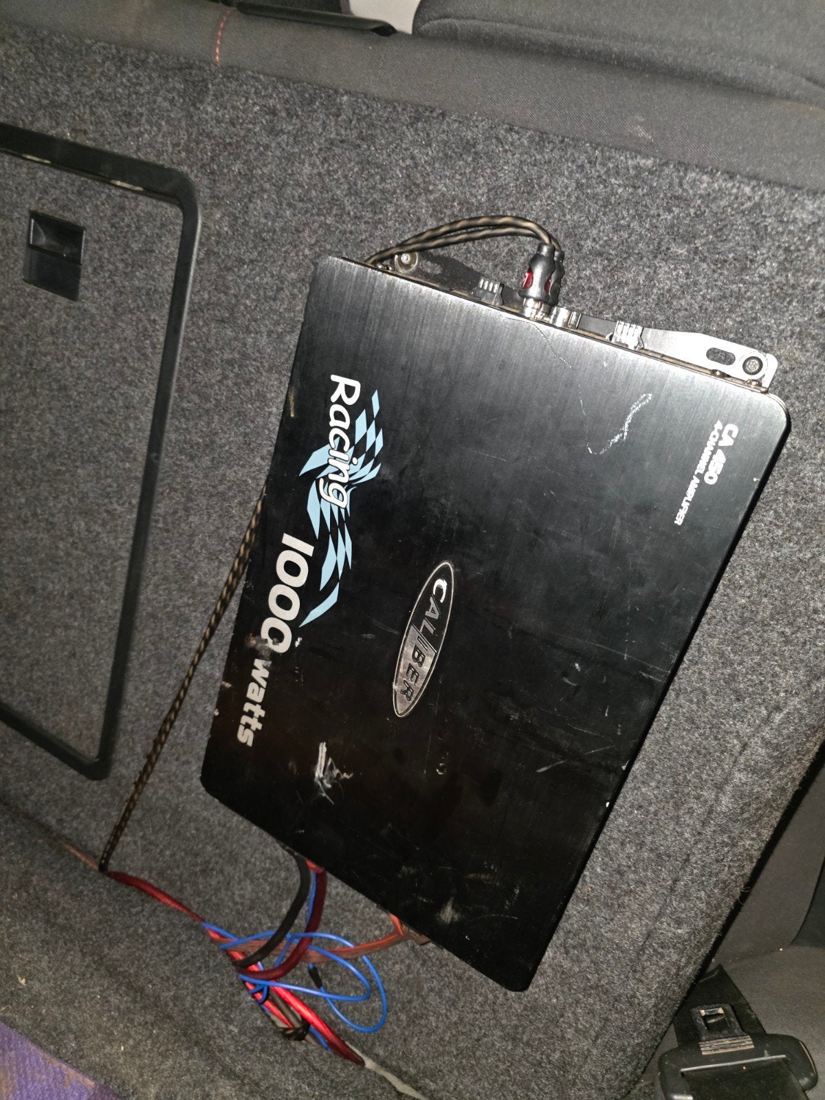 Caliber CA 450 Racing 1000 Watt 4-kanaals versterker, Auto diversen, Autoradio's, Ophalen of Verzenden