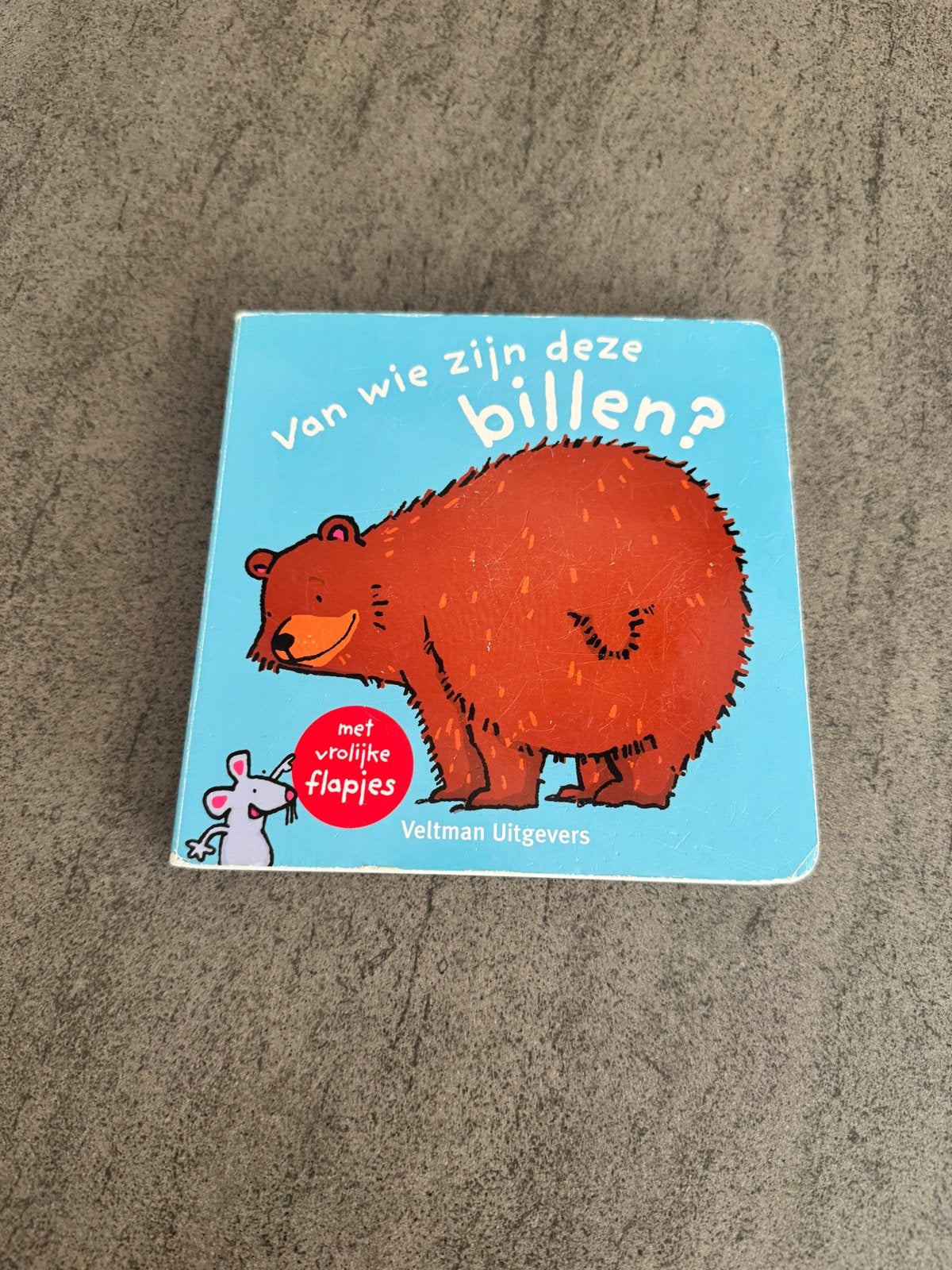 Van wie zijn deze billen? - Boekje met flapjes, Boeken, Kinderboeken | Baby's en Peuters, Ophalen of Verzenden, Zo goed als nieuw