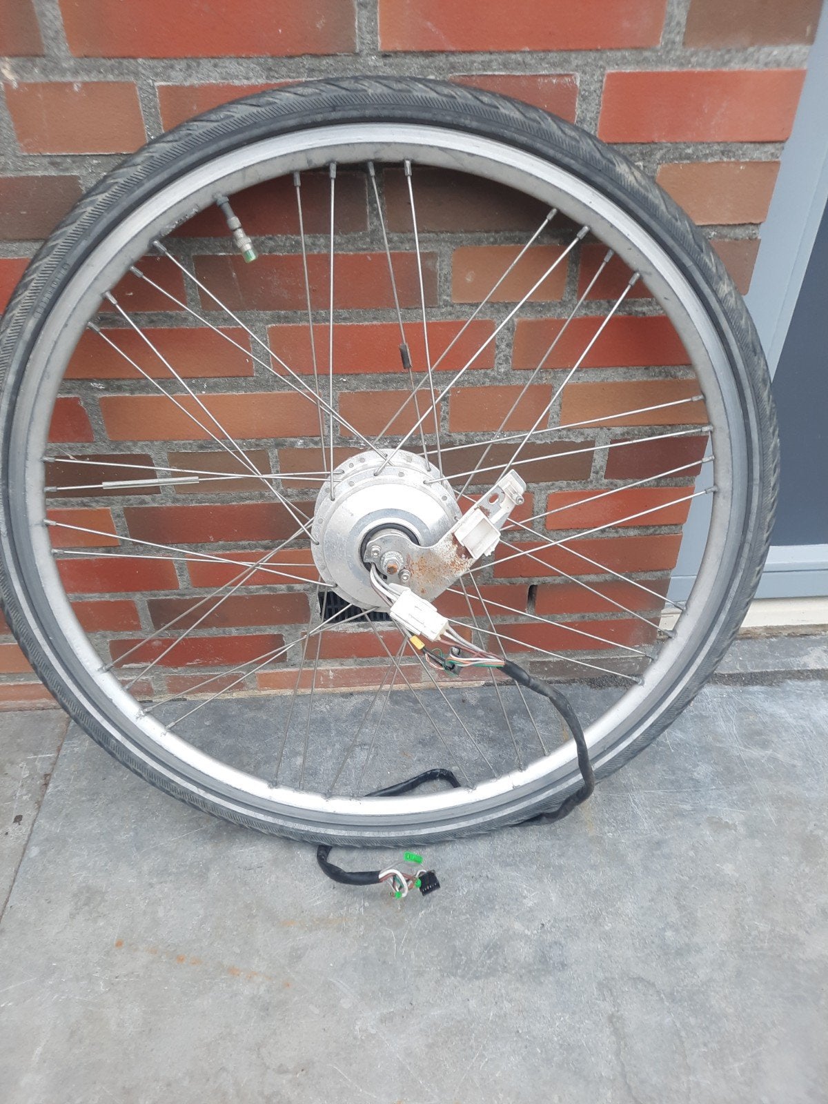Verschillende onderdelen voor een electrische fiets Batavus, Elektrische fiets, Overige materialen, Ophalen of Verzenden, Zo goed als nieuw