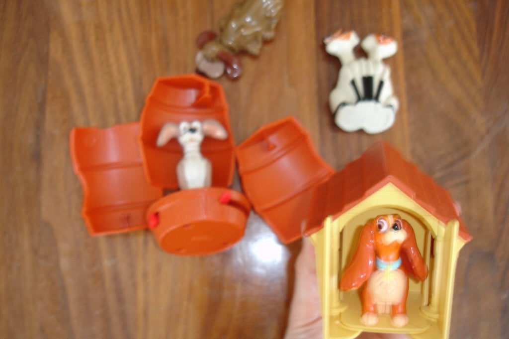 Mcdonalds happy meal speeltjes lady en vagebond set 4 stuks!, Verzamelen, Disney, Ophalen of Verzenden, Overige figuren, Zo goed als nieuw
