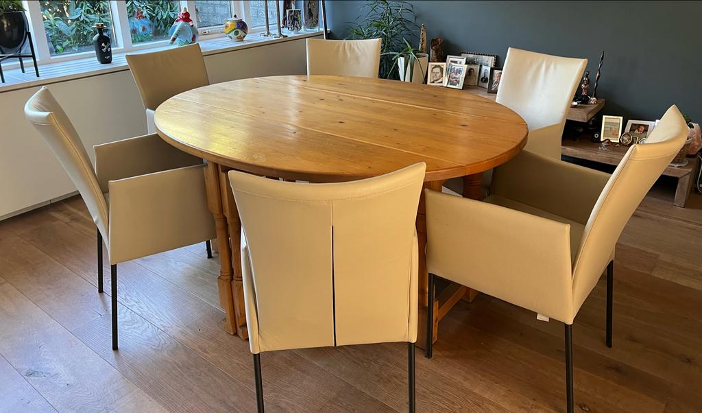 Hangtafel van oud grenen - Gebruikt maar behandelbaar, Huis en Inrichting, Tafels | Eettafels, Ophalen, Gebruikt, 100 tot 150 cm