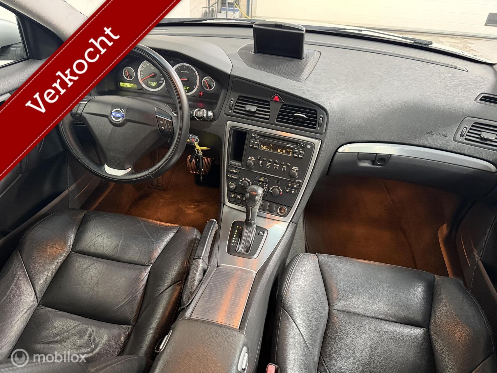 Volvo V70 2.4 Edition Sport LEER / NL-AUTO / COMPLETE HISTOR, Auto's, Automatische klimaatregeling, 1498 kg, 2435 cc, Euro 4