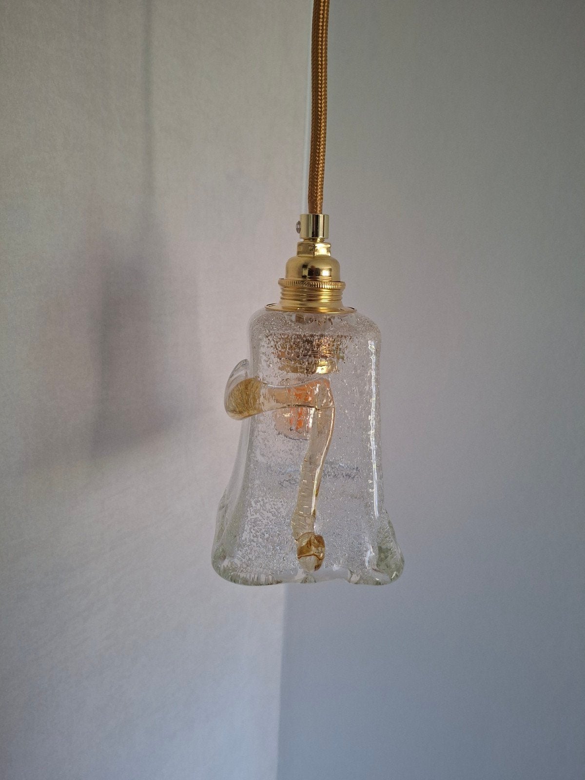 Hanglamp ‘Cute’ – bijzonder glas – goudkleurig, Gebruikt, E14 (klein), Ophalen of Verzenden, Glas