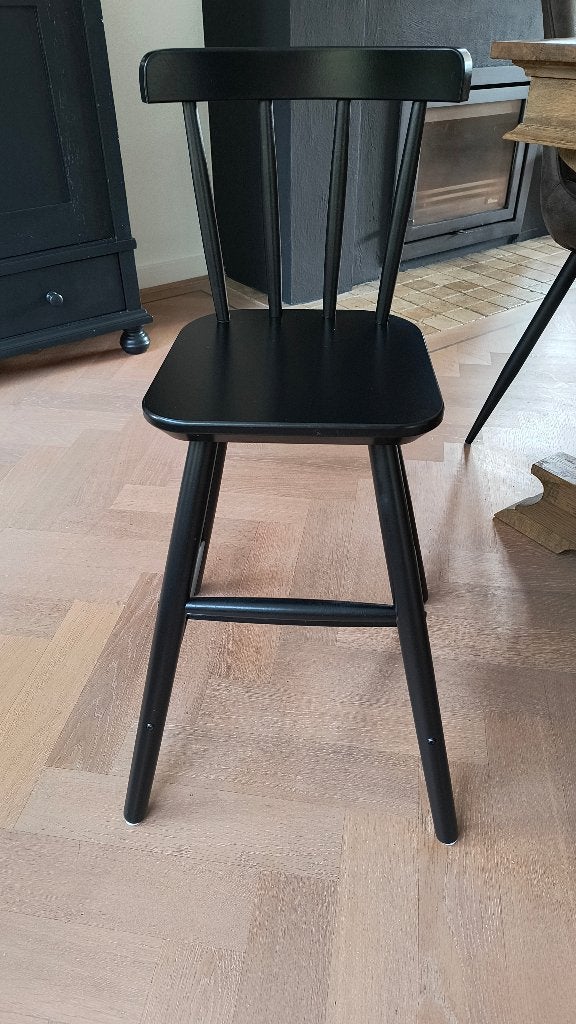 Ikea Agam kinderstoel zwart, Kinderen en Baby's, Kinderstoelen, Ophalen, Zo goed als nieuw, Overige typen