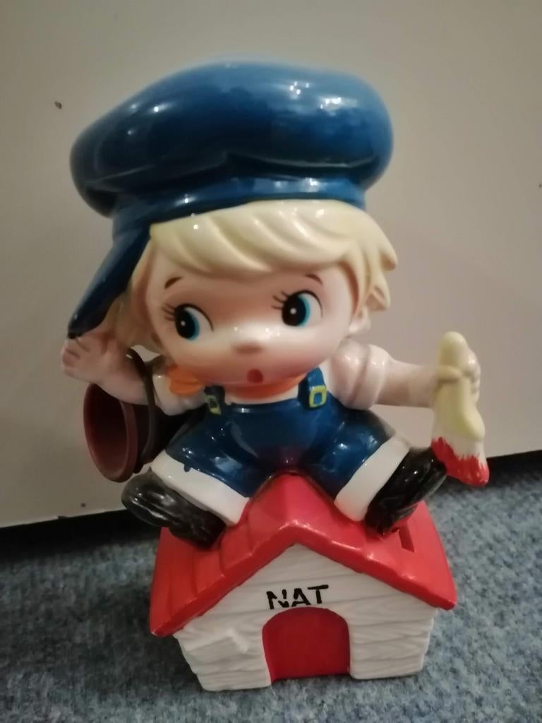 Jongetje met verf spaarpot, Ophalen of Verzenden, Gebruikt, Overige thema's