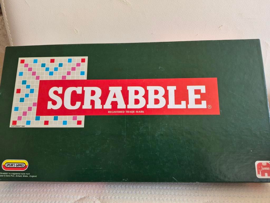 Vintage scrabble Bordspel - Klassiek Woordspel, Hobby en Vrije tijd, Gezelschapsspellen | Bordspellen, Een of twee spelers, Ophalen of Verzenden