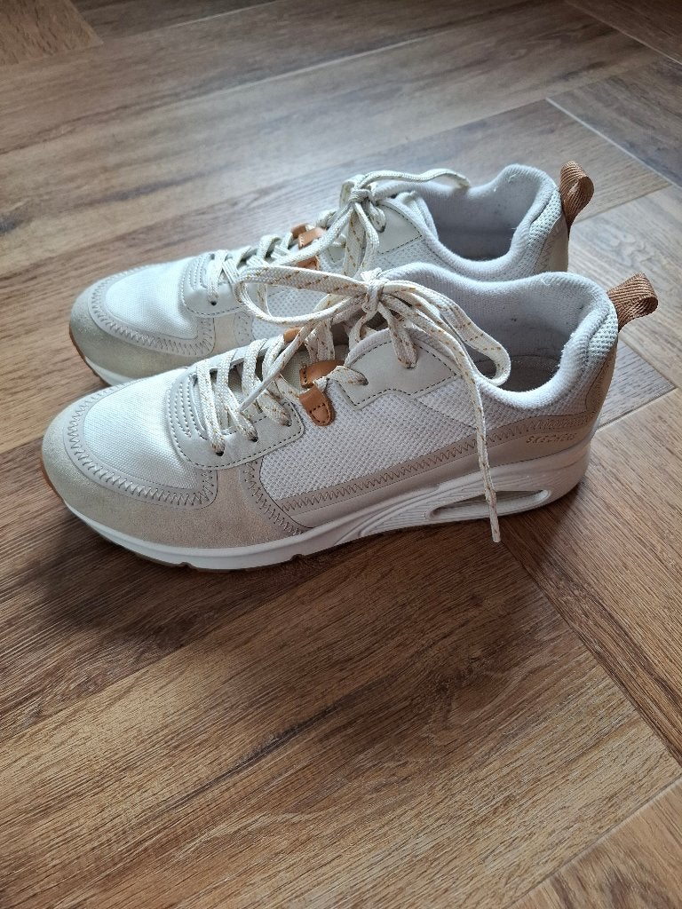 Skechers Uno Dames maat 39, Kleding | Dames, Schoenen, Skechers, Beige, Ophalen of Verzenden, Sneakers of Gympen
