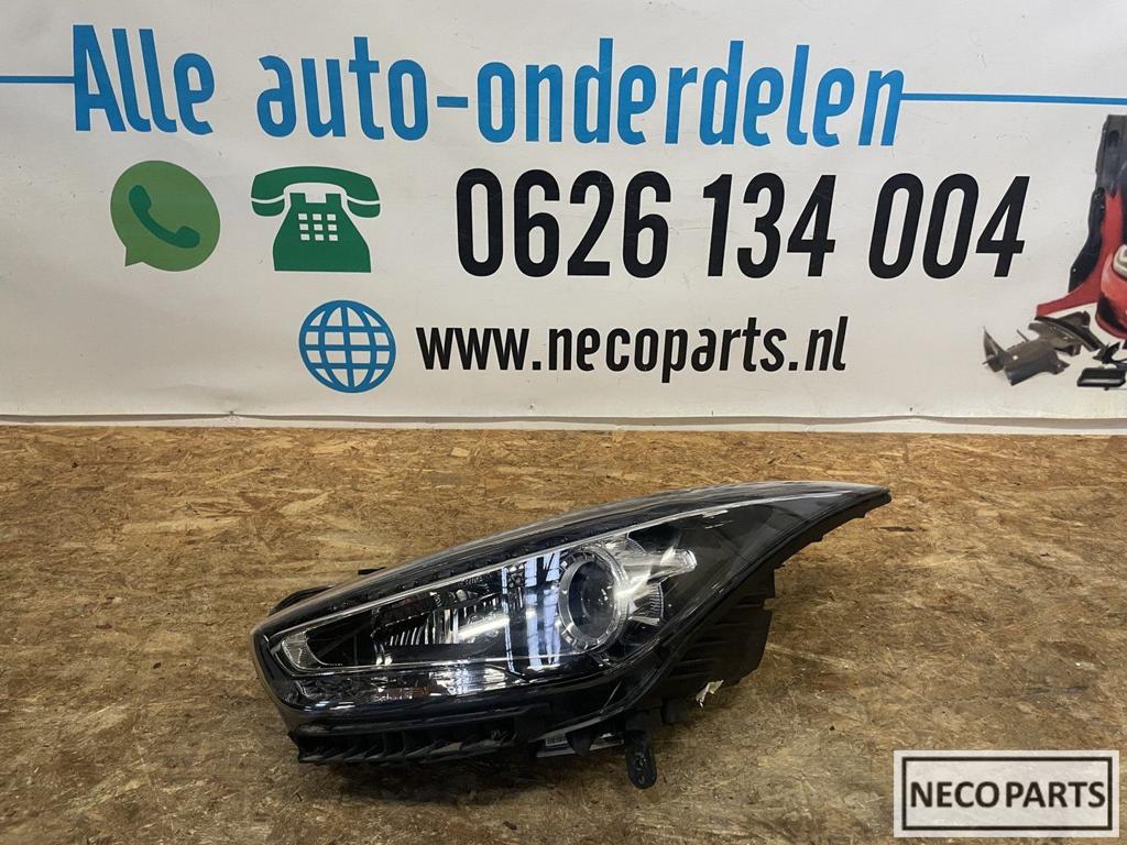 HYUNDAI I40 XENON LED KOPLAMP 92101-3Z620 ALLES LEVERBAAR !!, Gebruikt, -, -, Ophalen of Verzenden