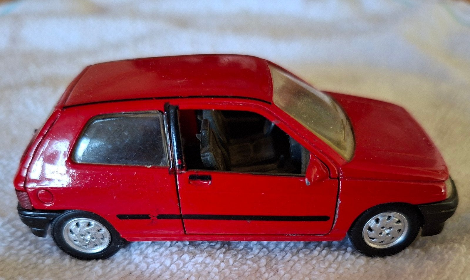 Solido renault clio rood 1.45  modelauto, Ophalen of Verzenden, Auto, Solido