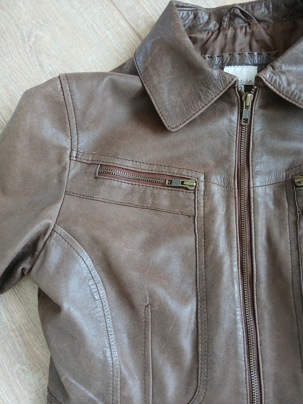 lederen damesjas, 38/40, Kleding | Dames, Jassen | Zomer, Maat 38/40 (M), Bruin, Ophalen of Verzenden, Zo goed als nieuw