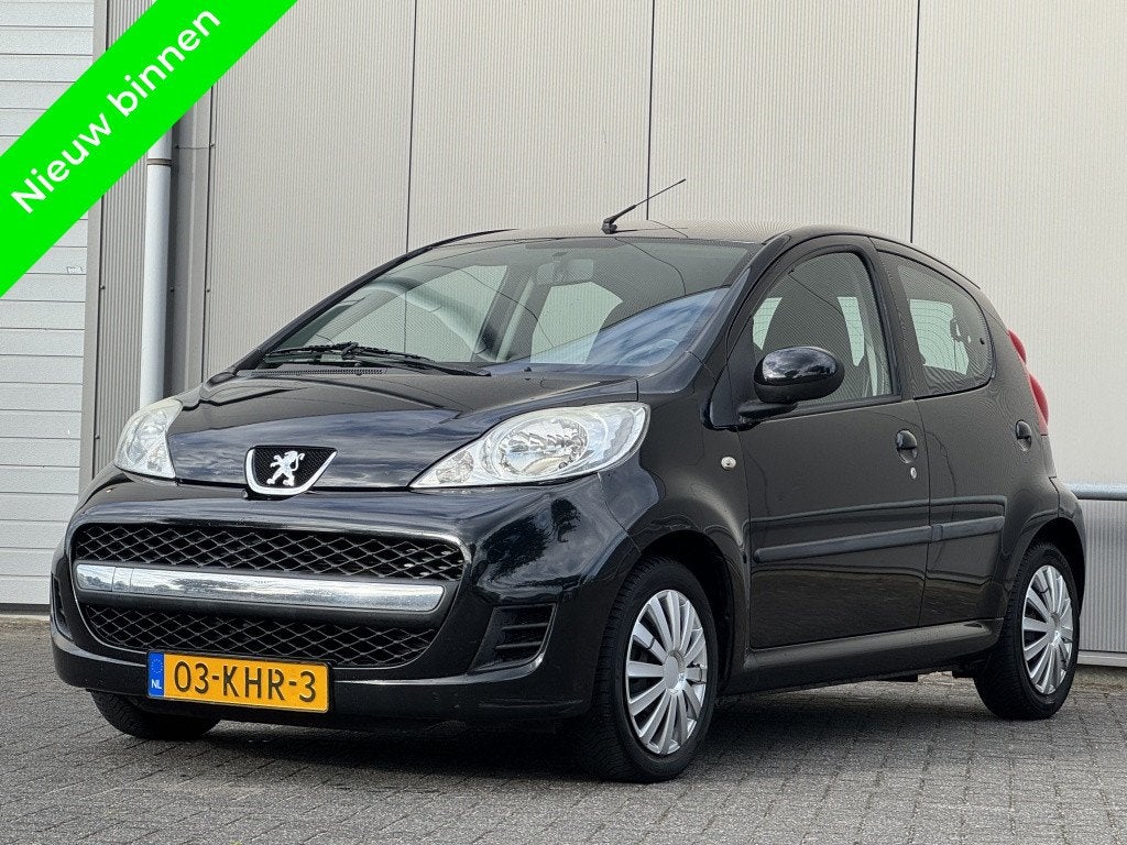 Peugeot 107 1.0-12V Sublime nap (bj 2009), Gebruikt, 4 stoelen, Origineel Nederlands, Bedrijf