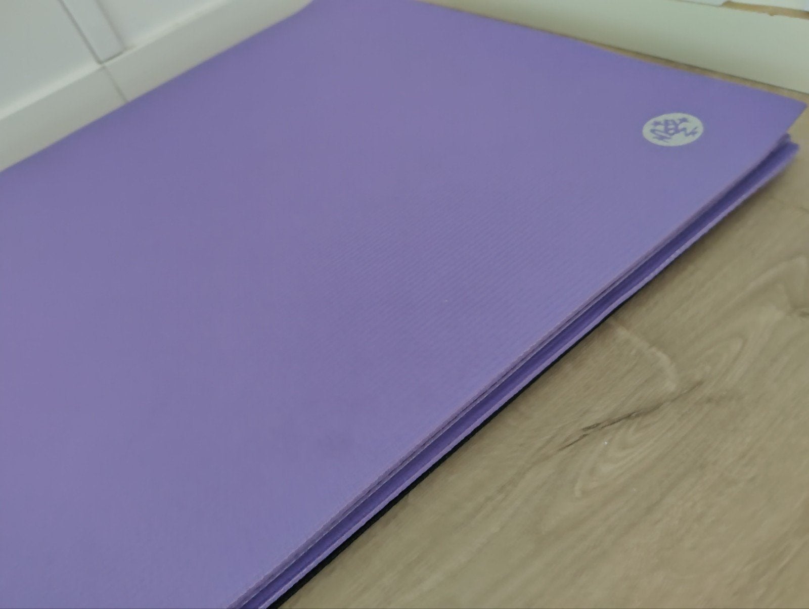 9 Manduka Paars PROlite 71 inch
Purple, Ophalen of Verzenden, Zo goed als nieuw, Yogamat