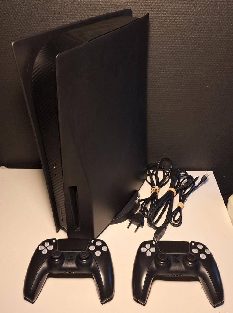 PS5 Disc | Zwart | 2 Controllers + Kabels, Spelcomputers en Games, Spelcomputers | Sony PlayStation 5, Ophalen of Verzenden, Refurbished