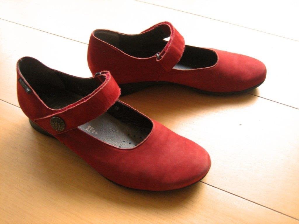 Comfortabele rode nubuck loafers MEPHISTO 41-42 snazzeys, Kleding | Dames, Schoenen, Schoenen met lage hakken, Mephisto, Verzenden