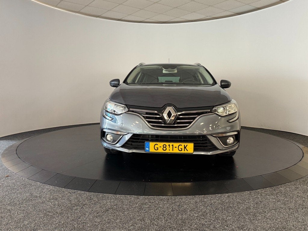 Renault MEGANE 1.3 TCE BOSE, Auto's, Gebruikt, Euro 6, 4 cilinders, 1290 kg