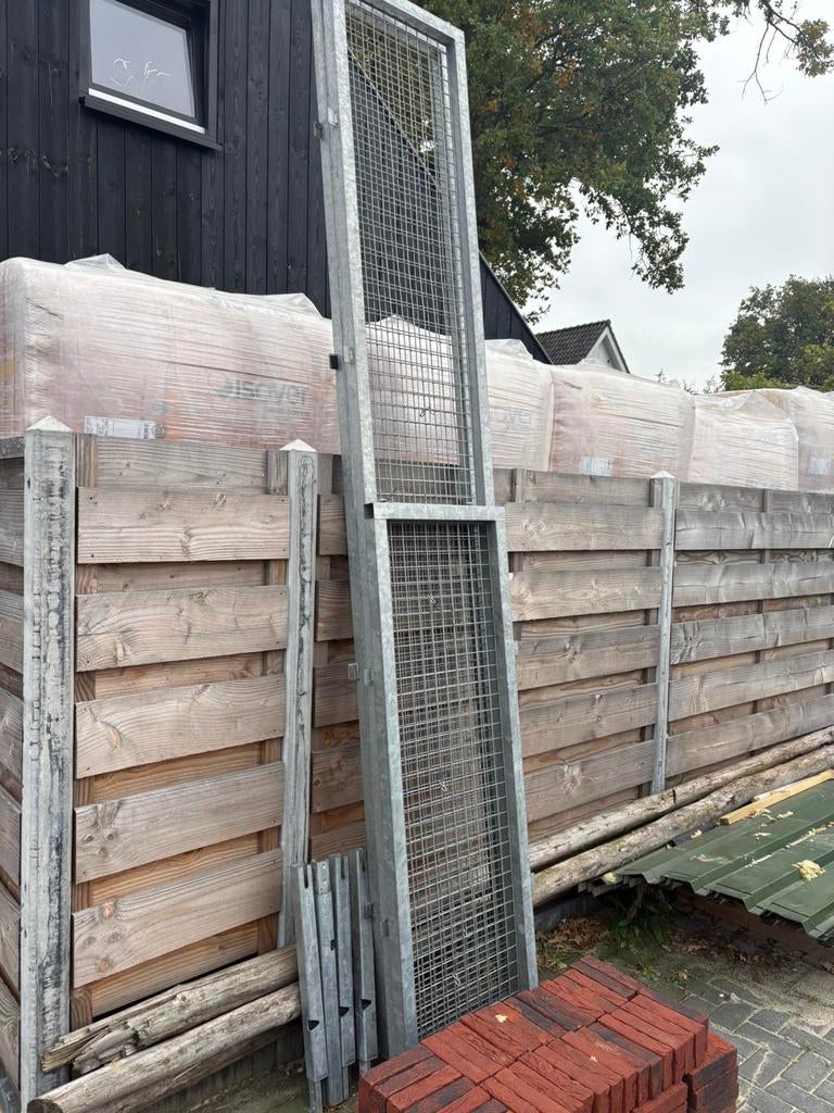 Aanhangwagen verhoogd hekwerk (looftek), Doe-het-zelf en Verbouw, Steigers, Zo goed als nieuw, Overige typen, 5 meter of hoger