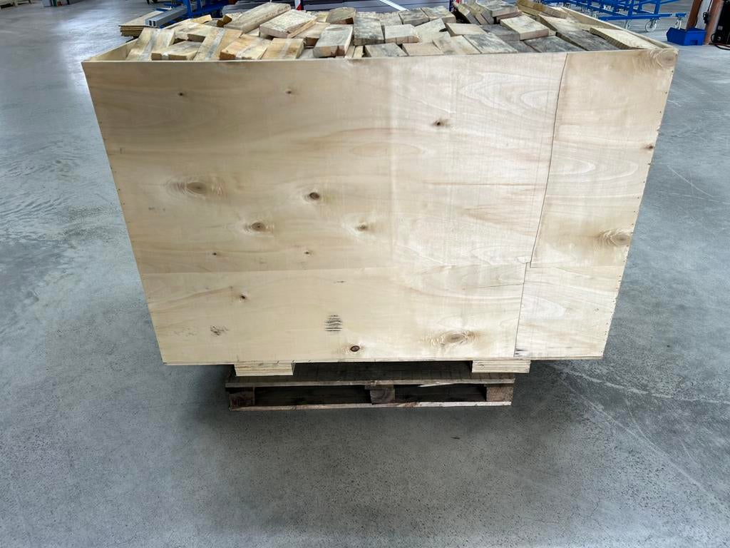 1.5 kuub haardhout. Blokken en planken van 30 cm !!, Tuin en Terras, Haardhout, Minder dan 3 m³, Ophalen of Verzenden