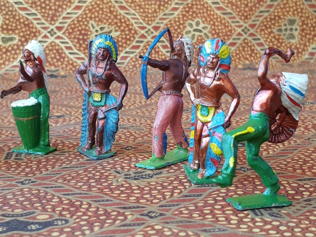 Twaalf Indianen en cowboys oud Engels speelgoed van tin., Antiek en Kunst, Antiek | Speelgoed, Ophalen of Verzenden