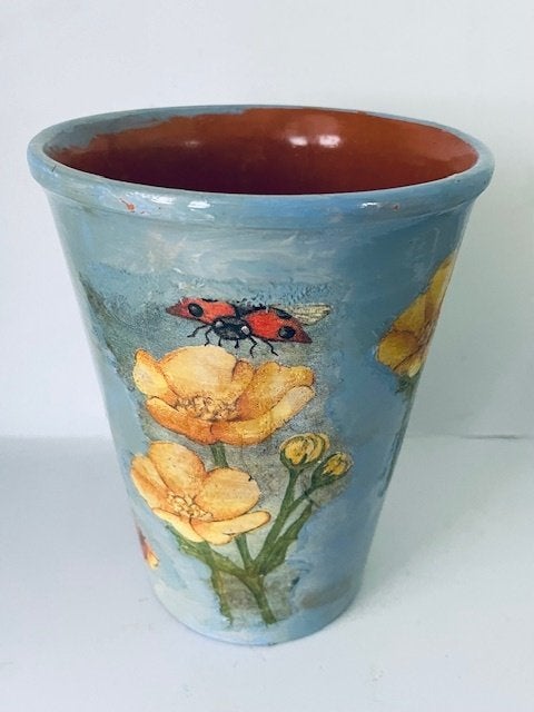 Handbeschilderde bloempot lieveheersbeestjes. Lichtblauw., Ophalen, Rond, Zo goed als nieuw, Balkon