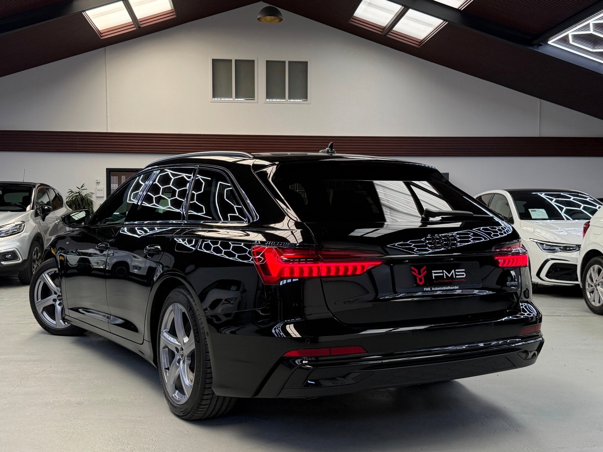 Audi A6 Avant 50 TFSI E Quattro 3x S-Line Competition, Auto's, Automaat, 77 km/l, Gebruikt, Zwart