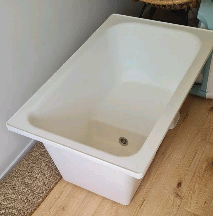Zitbad kinderbad Marinella 103x65x52 cm, Ophalen, Gebruikt, Met bad