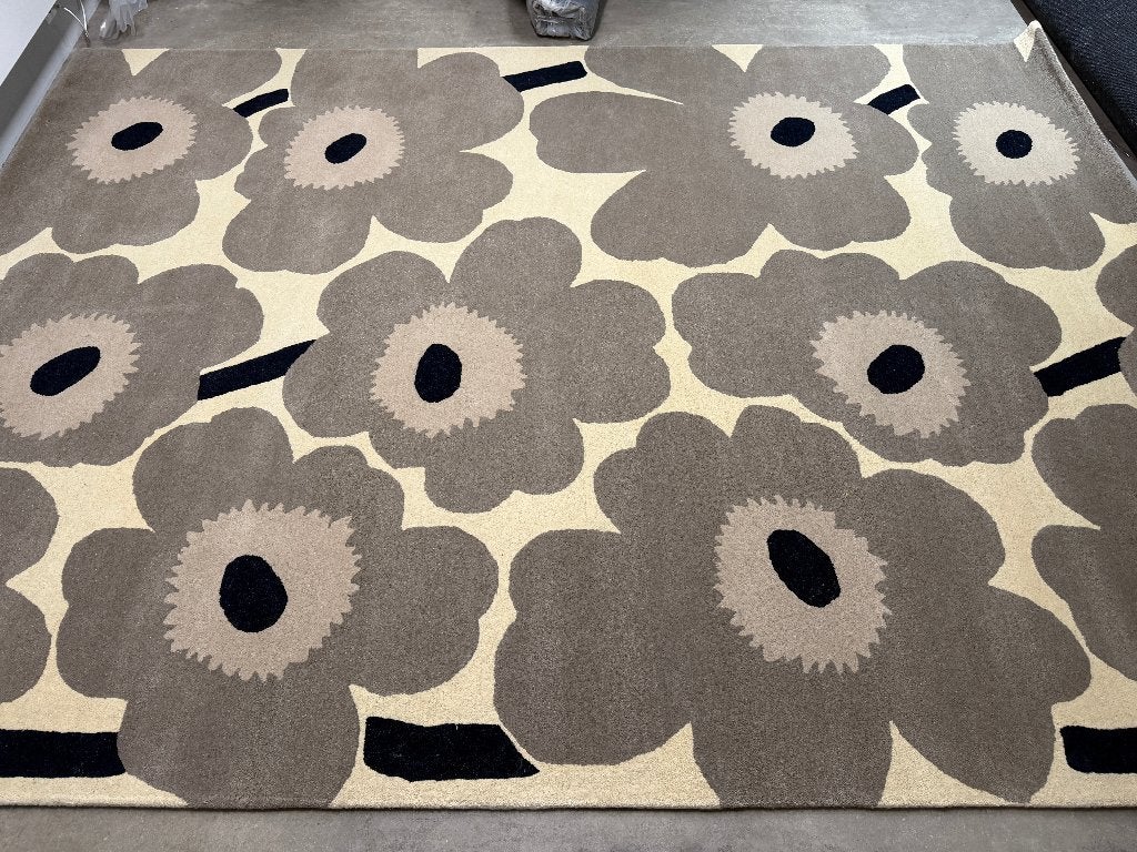 Brink en Campman Unikko Greige Vloerkleed 250x350 cm, Ophalen of Verzenden, Modern, Bloemmotief, Onbekend, Rechthoekig