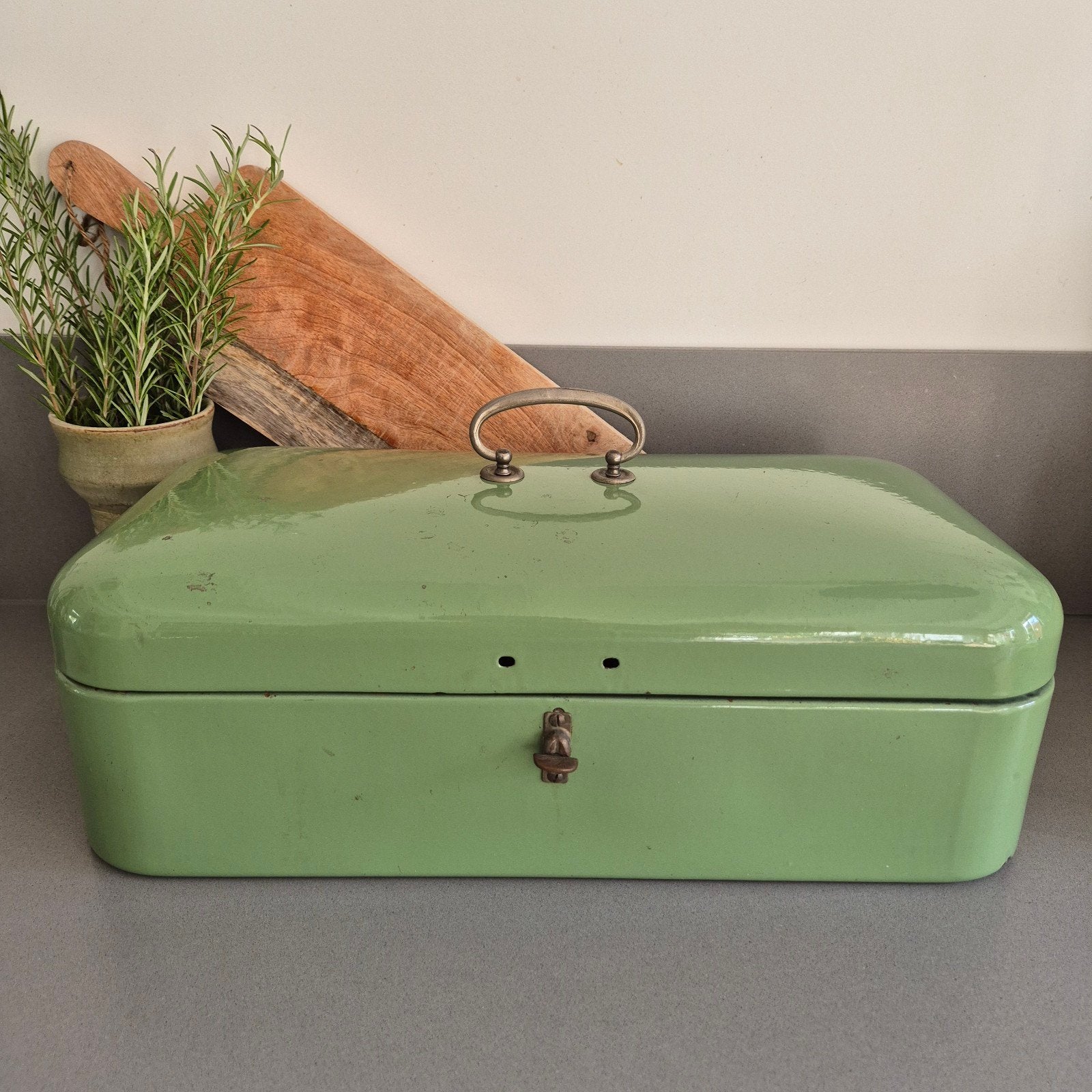 Vintage emaille broodtrommel – Reseda groen –, Ophalen