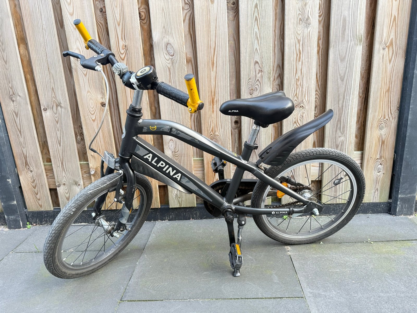 Stoere Alpina jongensfiets!, Ophalen, Zo goed als nieuw, Terugtraprem, 16 tot 20 inch