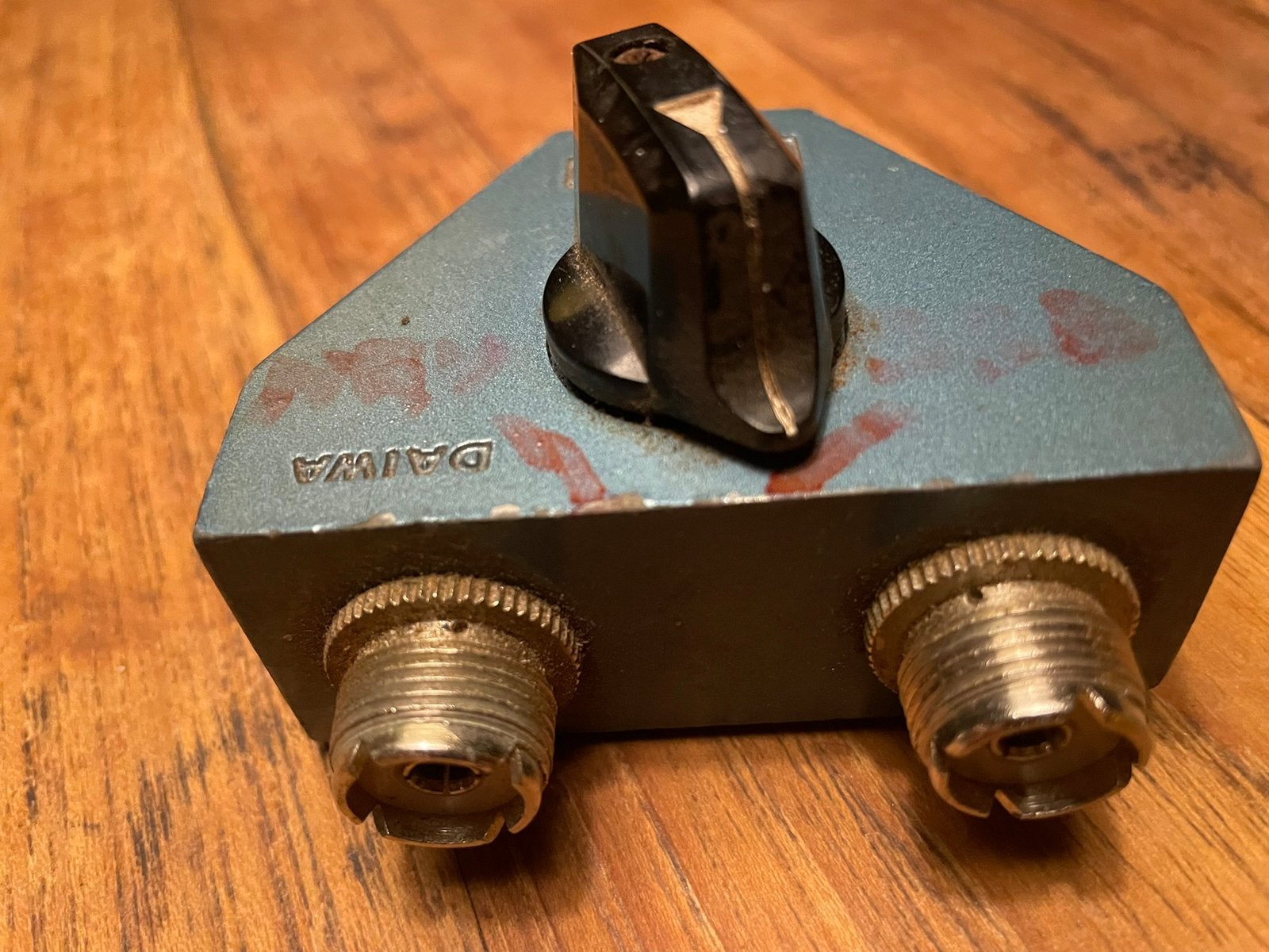 Splitter marifoon ais, Verzenden, Gebruikt, Kabel of Apparatuur