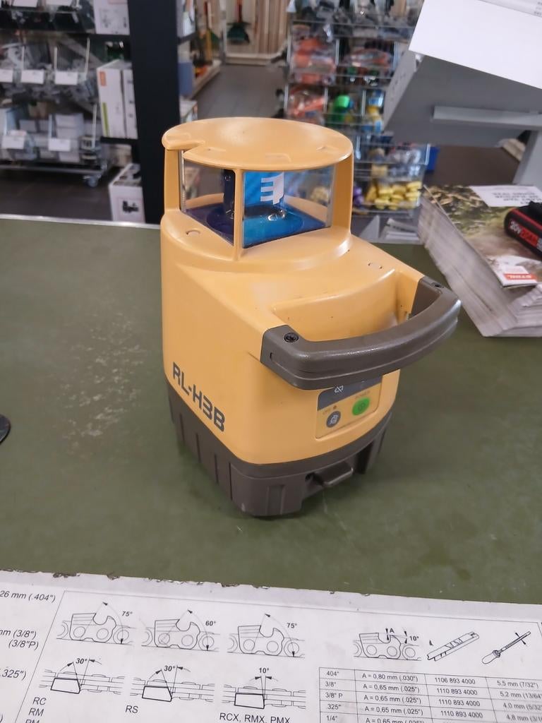 Topcon RL-H3B laser met baak en driepoot, Ophalen of Verzenden