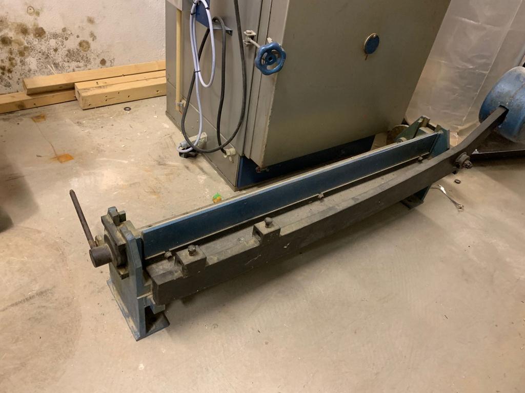 Handmatige kantbank / plaatbuigmachine, Ophalen, Gebruikt