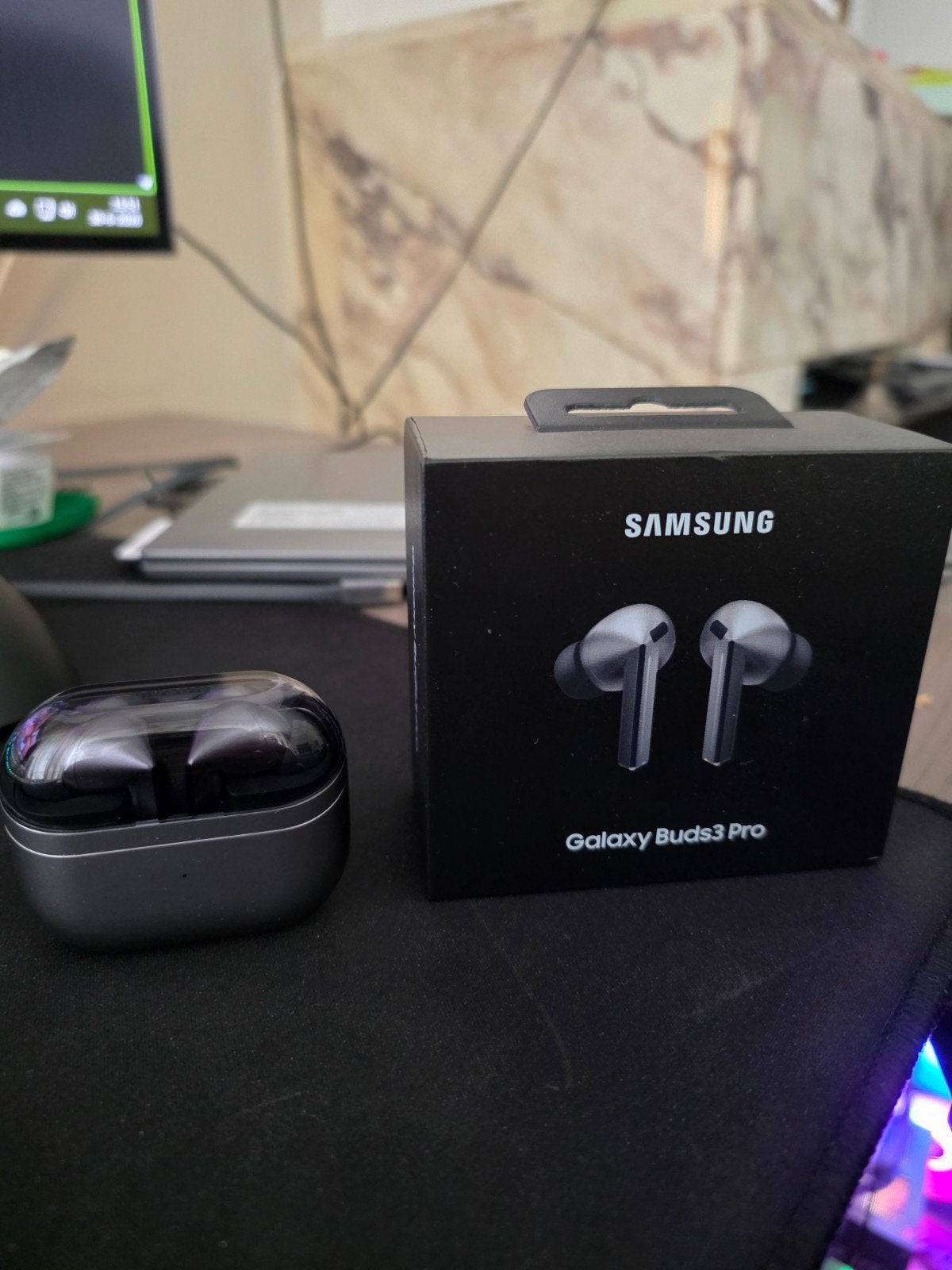 Samsung Galaxy Buds3 Pro - Zo goed als nieuw