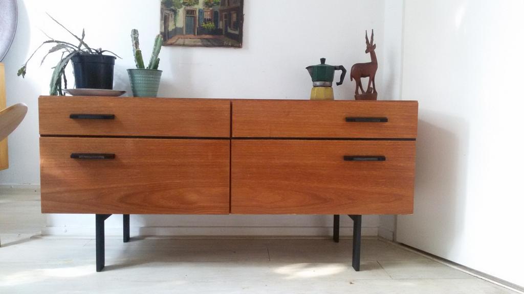 Teak Mid Century dressoir vintage retro Scandinavisch jaren, Gebruikt, Met deur(en), Ophalen of Verzenden, Teakhout