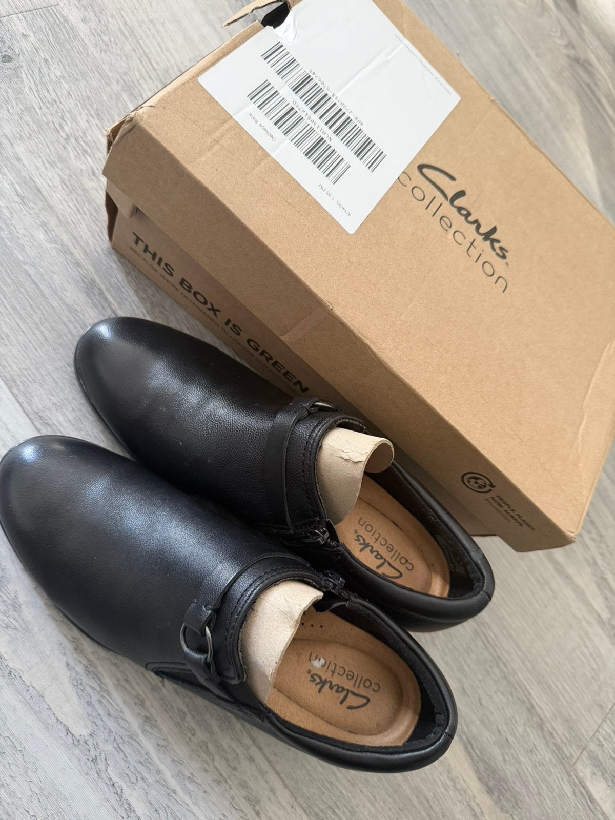 Nieuwe Clarks damesschoenen maat 38 – vallen klein, Loafers, Zwart, Nieuw, Ophalen of Verzenden