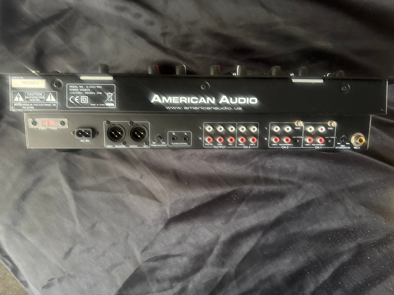 American Audio Q-2422 PRO DJ Mixer, Ophalen of Verzenden, Gebruikt, Minder dan 5 kanalen, Microfooningang