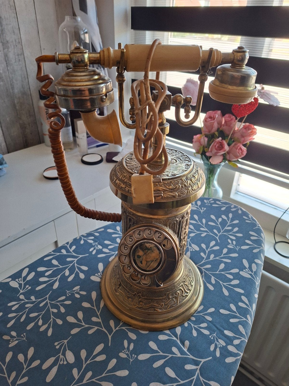 Ouderwetse decoratieve telefoon - Antieke stijl, Antiek en Kunst, Ophalen