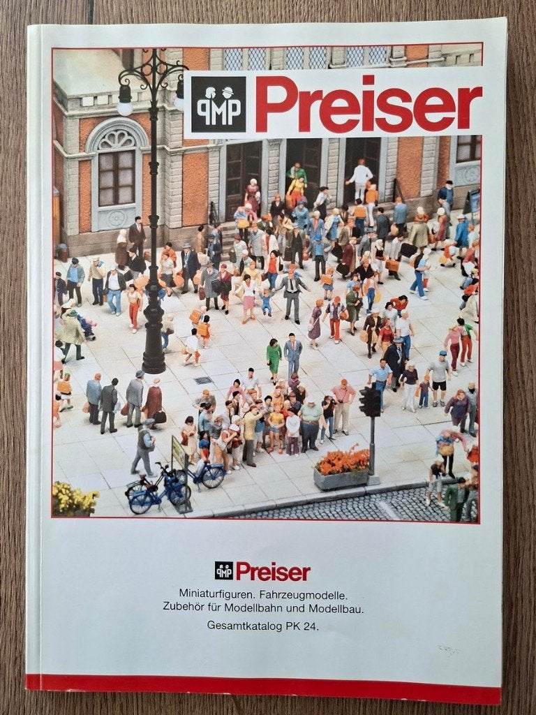 Preiser catalogus modelbouw, Hobby en Vrije tijd, Modelbouw | Figuren en Diorama's, Ophalen, Zo goed als nieuw, 1:50 of kleiner