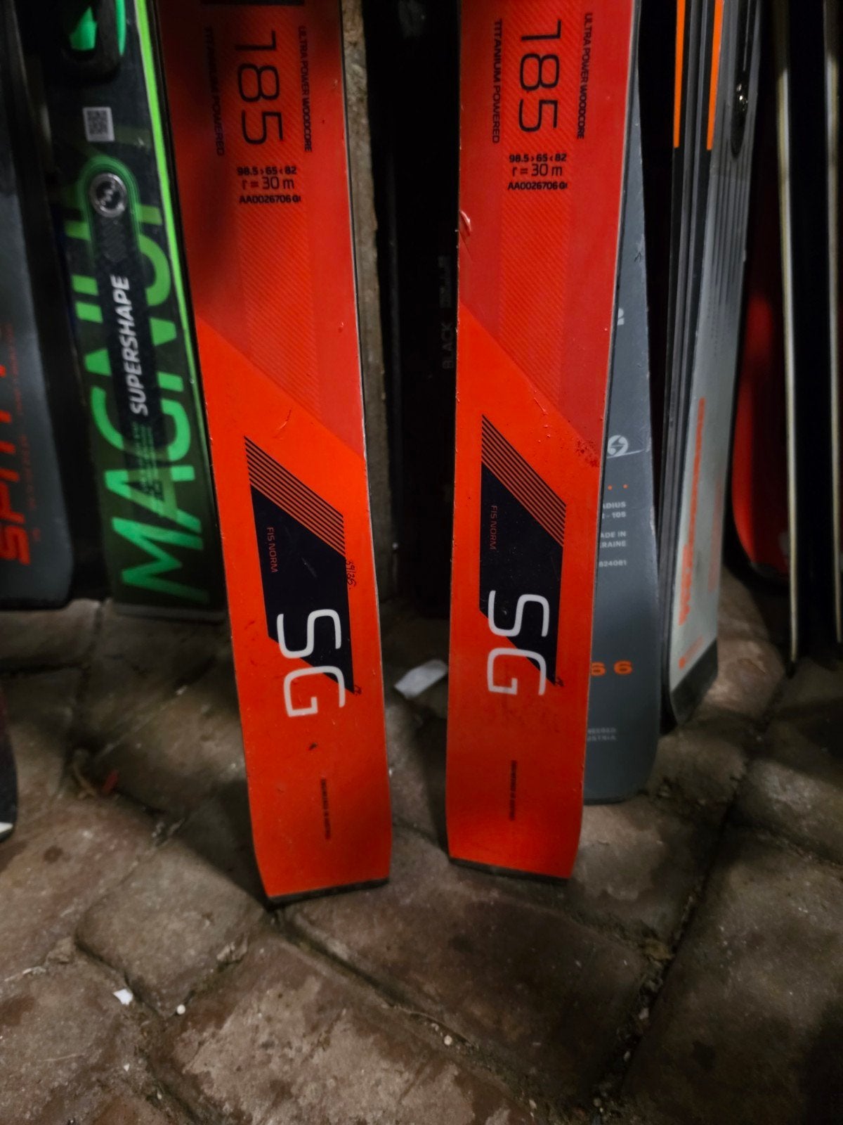 185cm ATOMIC FIS GS R30 ALS NIEUW EXPERT SKI SG, 180 cm of meer, Ophalen of Verzenden, Zo goed als nieuw, Carve