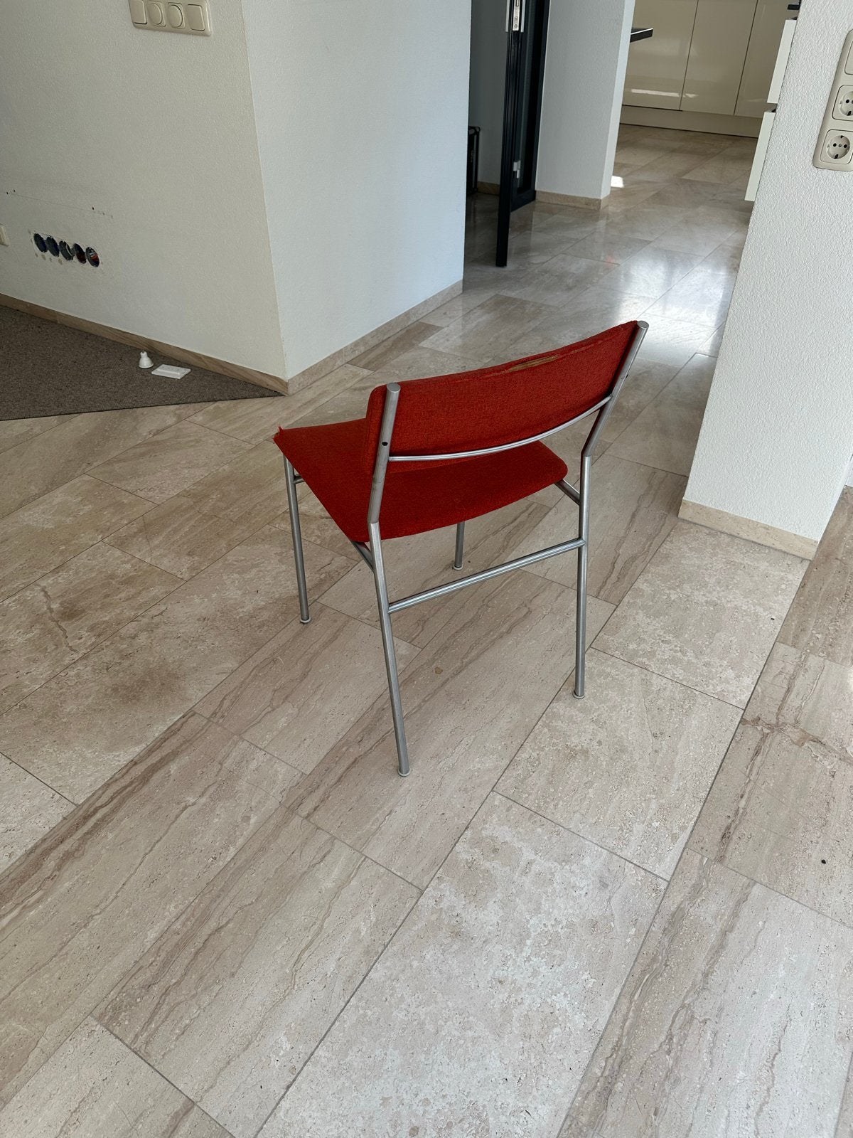 Spectrum stoel met metalen frame, Ophalen, Gebruikt, Metaal, Eén