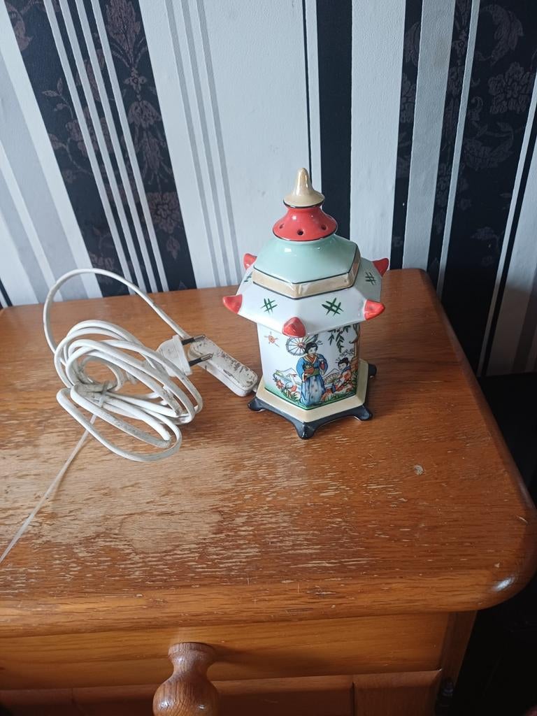 Antiek porseleine Japanse parfum lampje gemerkt ezum, Ophalen of Verzenden