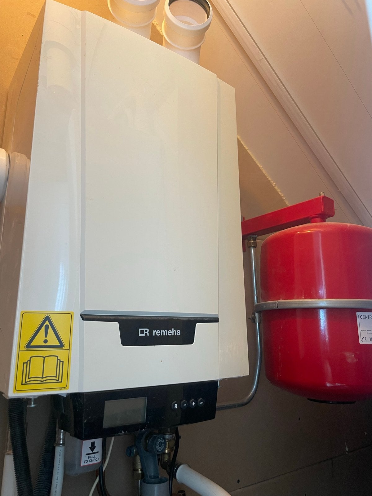 Remeha Tzerra Ace 39C CV-ketel - GARANTIE, Ophalen, Minder dan 30 cm, Hoog rendement (Hr), Cv-ketel of Combi-ketel