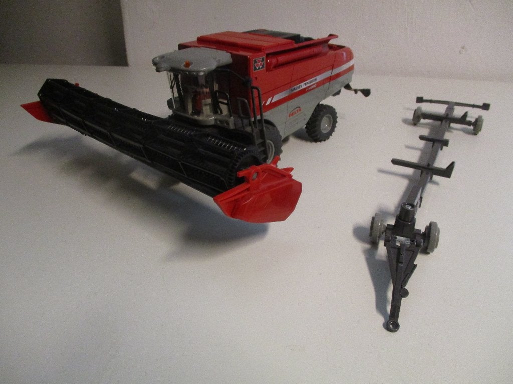 Siku Massey Ferguson 9280 Hybrid combine, Ophalen of Verzenden, Gebruikt, Tractor of Landbouw, SIKU