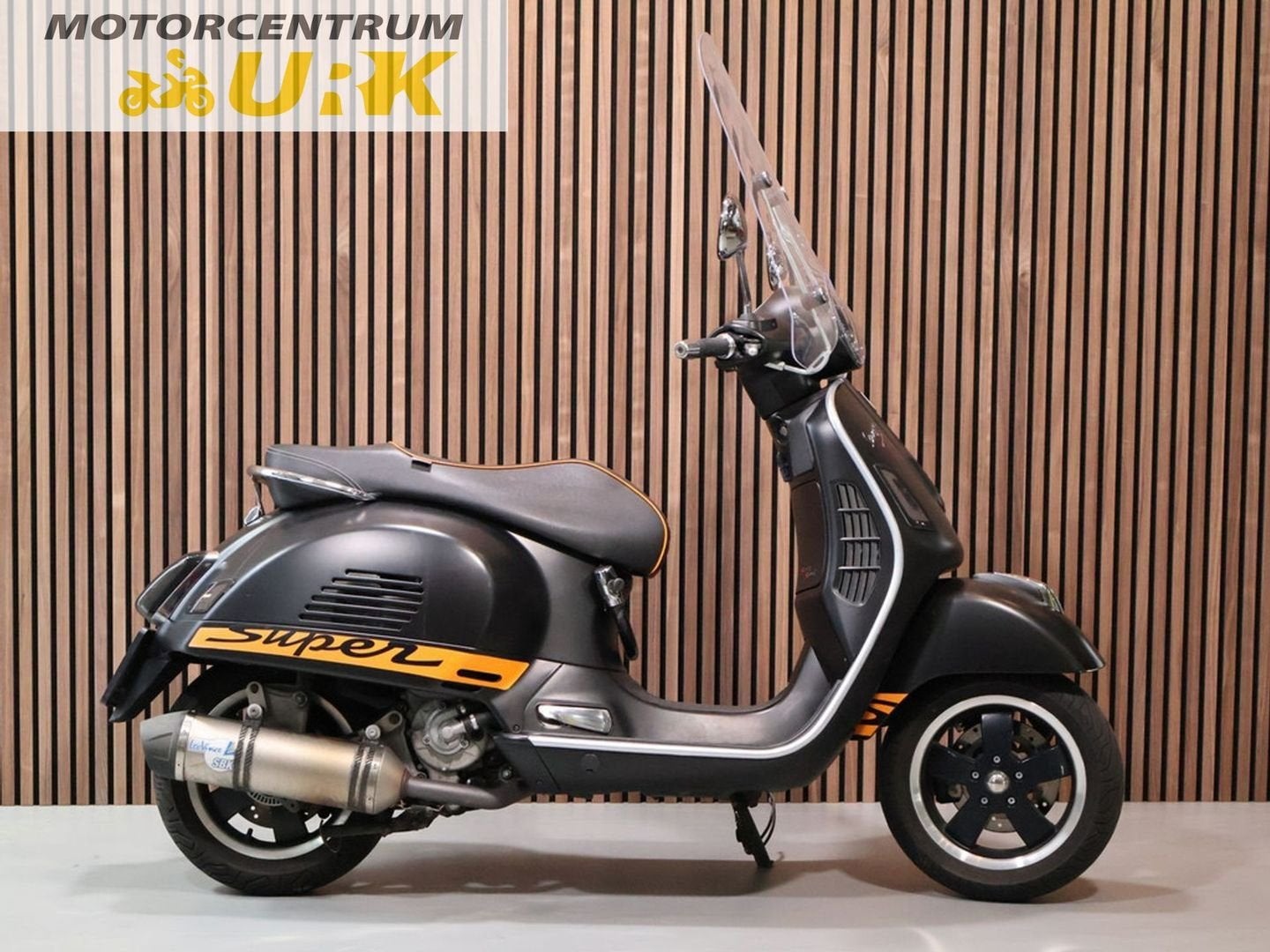 Vespa GTS 300 I.E. SCOOTER (bj 2014), Motoren, Scooter, 300 cc, Bedrijf, Onbekend