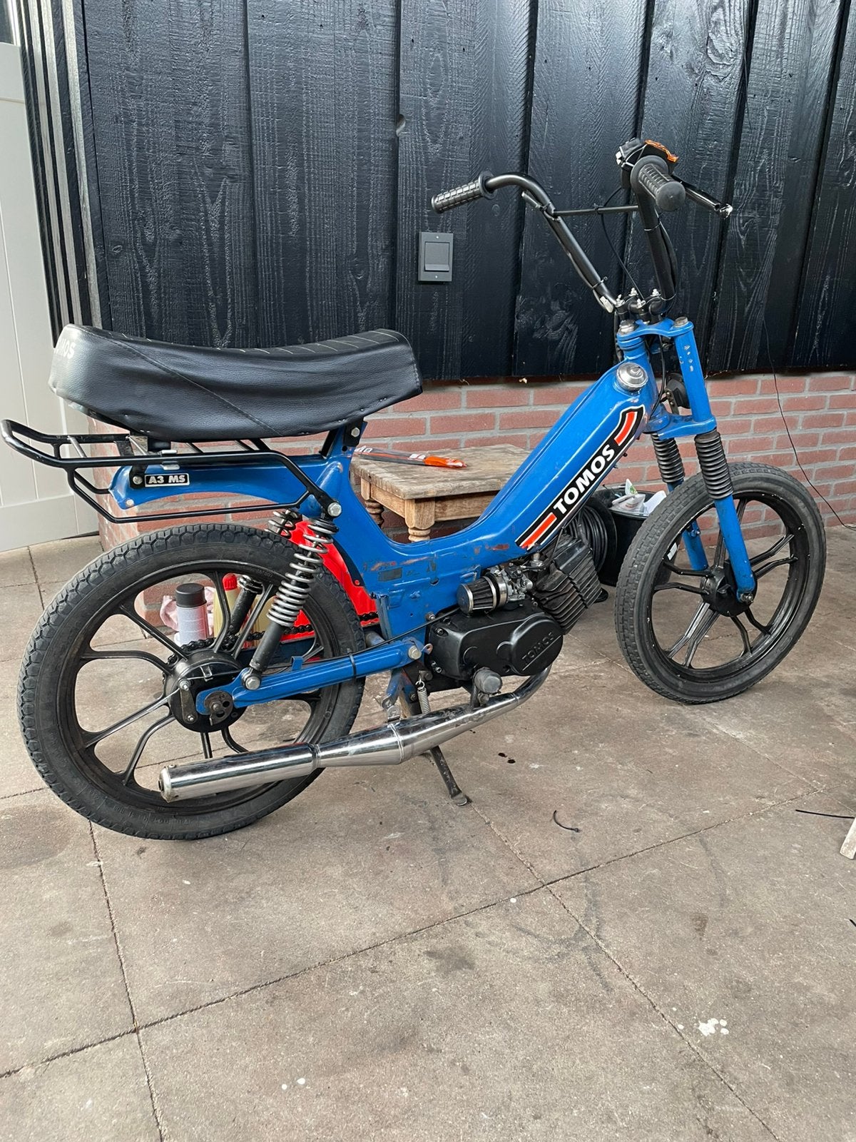 Tomos loopt goed 50 cc, Fietsen en Brommers, Brommers | Tomos, Ophalen, Zo goed als nieuw, Standard