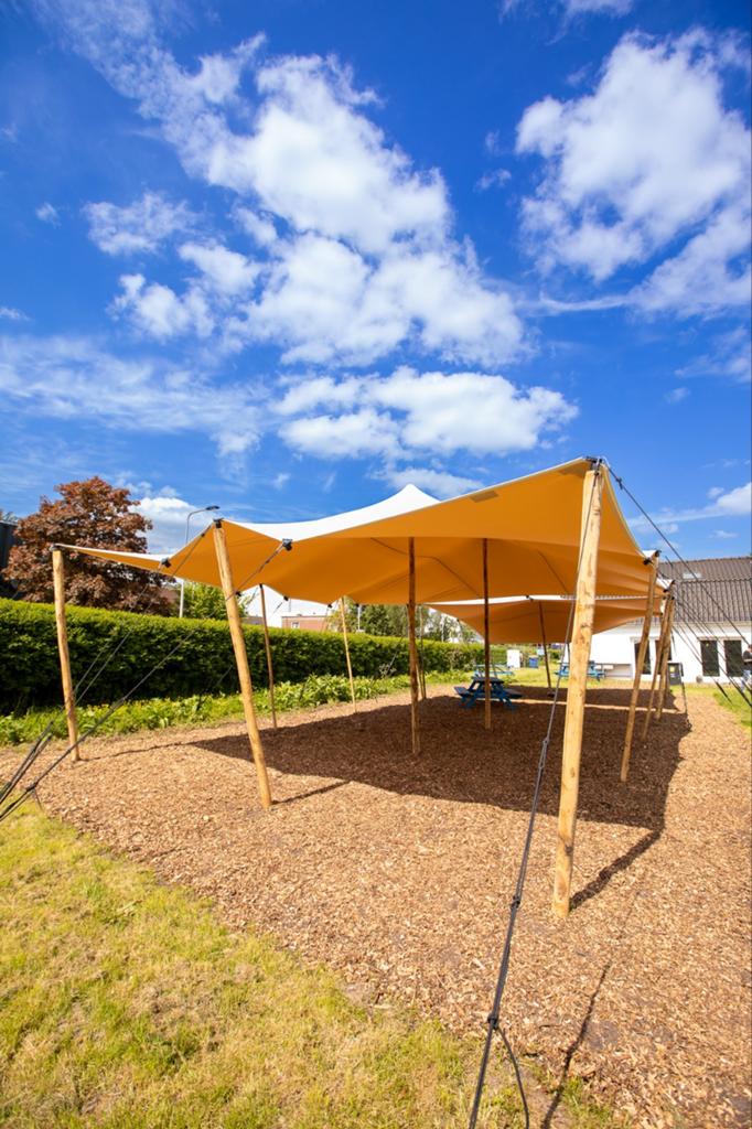 Feest = Zomer = Stretchtent (10x6.5) huren!!, Ophalen
