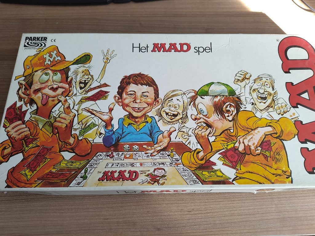 Het MAD spel - bordspel, Hobby en Vrije tijd, Gezelschapsspellen | Bordspellen, Een of twee spelers, Ophalen, Gebruikt, Parker